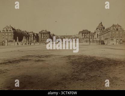 Allgemeiner Blick auf die Front fa&#xe7;Ade, Schloss Versailles, zwischen 1870 und 1890. Stockfoto