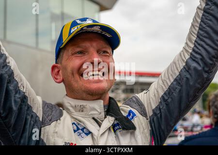 Alexander Prinz, HOFOR Racing, super HappyCelebrates Sieg auf Michelin 24H in Barcelona, Circuit de Barcelona - Catalunya, Barcelona, Spanien, 2025, s Stockfoto