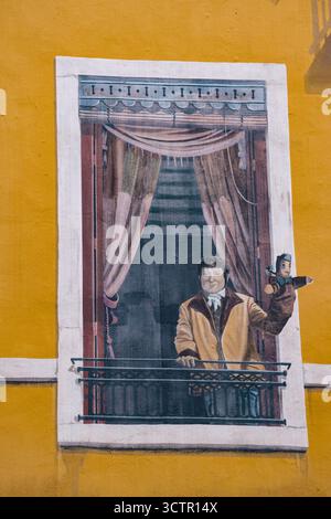 Lyon: Laurent Mourguet, französischer Puppenspieler, Schöpfer von Guignol, auf der Fresque des Lyonnais, Wandgemälde von Cite de la Creation, das berühmte Stadtfiguren feiert Stockfoto