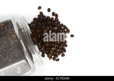 Geröstete Kaffeebohnen im Weckglas Stockfoto