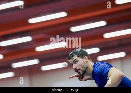 Düsseldorf, Deutschland. Oktober 2025. Tischtennis: Medientag, deutsche Tischtennismannschaft für die MannschaftsEuropameisterschaft, deutsches Tischtenniszentrum: Patrick Franziska beim Training. Quelle: Rolf Vennenbernd/dpa/Alamy Live News Stockfoto