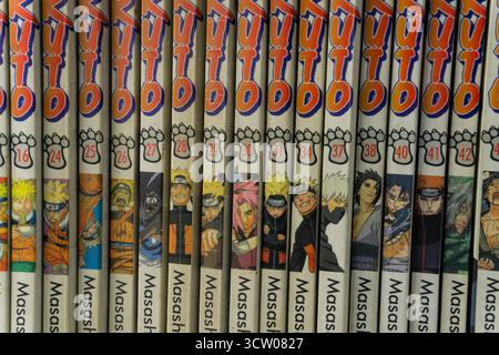 Kalimantan Selatan, Indonesien, 10 26 2023: Sammlung von Naruto Manga oder japanischen Comics in Folge Stockfoto