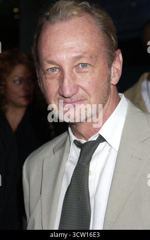 Robert Englund bei der Premiere von Freddy vs Jason. Am 13. März 8/03 im Arclight Cinerama Dome, Hollywood Stockfoto