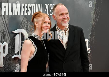 Katie Chastain, Nathan Johnson. Wake Up Dead man : A Knives Out Mystery, BFI London Film Festival, London, UK Stockfoto