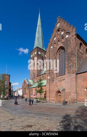 Aarhus, Dänemark – 23. September 2025: Kirche Sanct Clement oder Aarhus Domkirke, Kathedrale in Denmarks zweitgrößte Stadt aus dem 12. Jahrhundert Stockfoto