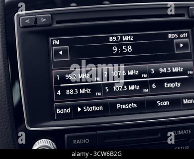 Smart Multimedia Touchscreen System für die Automobilindustrie Stockfoto