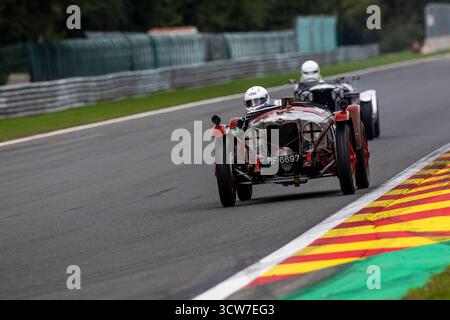 #12 Riley 9 Brooklands (1929) - Dowding Nigel (GBR), Vorkriegssportwagen während des Spa Six Hours (Roadbook Motor Classic) auf der Circuit de Spa-Francorchamps, 26. Bis 29/2025. September in Francorchamps (Belgien). Stockfoto