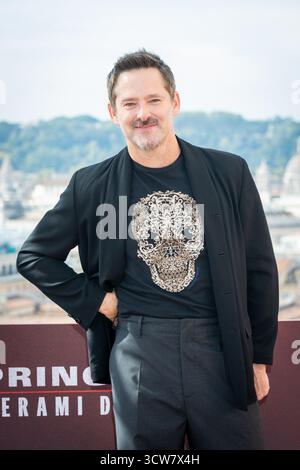 Rom, Italien. Oktober 2025. Scott Cooper nimmt an der Fotokonferenz „Springsteen: Deliver me from Nowhere“ im Hotel de La Ville in Rom Teil. Quelle: SOPA Images Limited/Alamy Live News Stockfoto