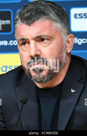 Tallin, Estland. Oktober 2025. Gennaro Gattuso (Cheftrainer Italien) Pressekonferenz Spiel Tag 1 während Team Estland - Pressekonferenz, FIFA-Weltmeisterschaftsspiel in Tallin, Estland, 10. Oktober 2025 Credit: Independent Photo Agency/Alamy Live News Stockfoto