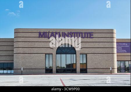 Houston, Texas, USA 22. 06. 2025: Mailänder Institut für Kosmetikerinnen und Kosmetikerinnen. Stockfoto
