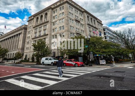 Washington, USA. Oktober 2025. WASHINGTON, DC - 10. OKTOBER: Das Hay-Adams Hotel in Washington, DC. (Foto: Tony Quinn/SipaUSA) Credit: SIPA USA/Alamy Live News Stockfoto