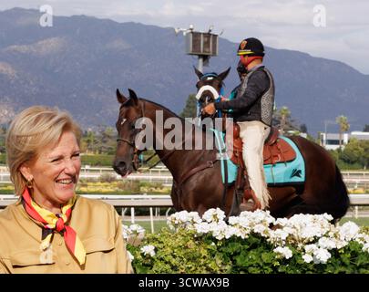 Los Angeles, Usa. Oktober 2025. Prinzessin Astrid von Belgien, fotografiert während des belgischen Reitertages im Santa Anita Park, während einer Wirtschaftsmission an der Westküste der Vereinigten Staaten, am Freitag, den 10. Oktober 2025. Die belgische Wirtschaftsmission in den USA findet vom 4. Bis 12. Oktober statt. BELGA FOTO BENOIT DOPPAGNE Credit: Belga News Agency/Alamy Live News Stockfoto