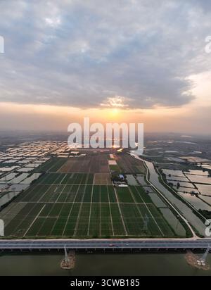 Luftaufnahmen des Tonghu Wetland Park in der Zhongkai Hightech Zone, Huicheng, Huizhou City Stockfoto