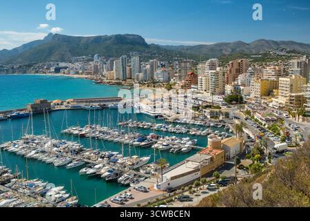 Stadtbild der Stadt Calp, Provinz Alicante, Spanien. Stockfoto