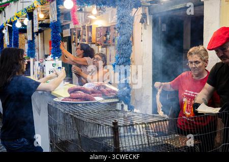 Lissabon, Portugal - 21. Juni 2025: Santos Populares in Alfama Stockfoto