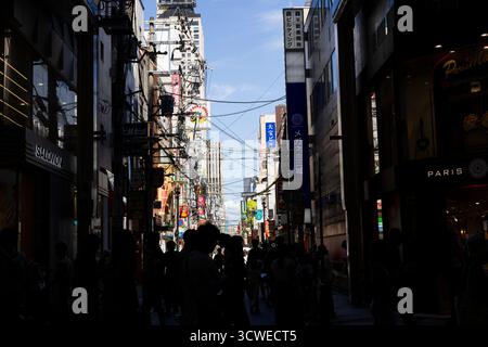 Osaka, Japan - 21. Juli 2025: Dotonbori Street Stockfoto