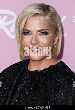 Studio City, Usa. Oktober 2025. STUDIO CITY, LOS ANGELES, KALIFORNIEN, USA - 11. OKTOBER: Die US-amerikanische Schauspielerin Selma Blair kommt bei der 35. Jährlichen EMA (Environmental Media Association) Awards Gala 2025, die am 11. Oktober 2025 im CBS Radford Studio Center in Studio City, Los Angeles, Kalifornien, USA stattfindet. (Foto: Xavier Collin/Image Press Agency) Credit: Image Press Agency/Alamy Live News Stockfoto