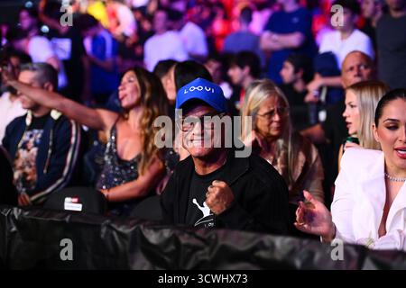 Rio De Janeiro, Brasilien. Oktober 2025. RIO DE JANEIRO, BRASILIEN - 11. OKTOBER: Ehemaliger Boxer Acelino Popo de Freitas posiert für das Foto während der UFC Fight Night: Oliveira V Gamrot in der Farmasi Arena am 11. Oktober 2025 in Rio de Janeiro, RJ, Brasilien. (Foto: Leandro Bernardes/PxImages) Credit: PX Images/Alamy Live News Stockfoto