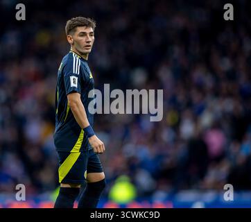 Hampden Park, Glasgow, Großbritannien. Oktober 2025. WM-Qualifikation internationaler Fußball, Schottland gegen Weißrussland; Billy Gilmour of Scotland Credit: Action Plus Sports/Alamy Live News Stockfoto