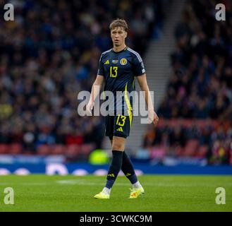 Hampden Park, Glasgow, Großbritannien. Oktober 2025. WM-Qualifikation internationaler Fußball, Schottland gegen Weißrussland; Jack Hendry of Scotland Credit: Action Plus Sports/Alamy Live News Stockfoto