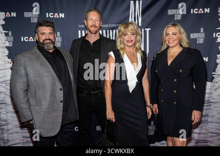 Los Angeles, USA. Oktober 2025. Das HighWire-Team nimmt am Malibu Film Festival Teil und präsentiert die Weltpremiere von „an Inconvenient Study“ in der Directors Guild of America, Los Angeles, CA, 12. Oktober 2025 Credit: Eugene Powers/Alamy Live News Stockfoto