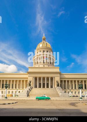 National Capitol Building und Vintage in Havanna, Kuba Stockfoto