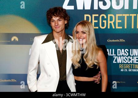 Mason Thames und McKenna Grace beim Special Screening zum Kinofilm 'All das Ungesagte zwischen uns - Regretting you' im Zoo Palast. Berlin, 12.10.2025 Stockfoto