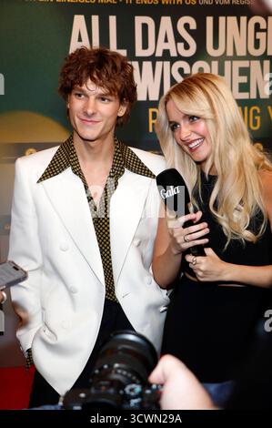 Mason Thames und McKenna Grace beim Special Screening zum Kinofilm All das Ungesagte zwischen uns - Bedauern Sie im Zoo Palast. Berlin, 12.10.2025 *** Mason Thames und McKenna Grace bei der Sondervorführung des Films All das Ungesagte zwischen uns Regretting You im Zoo Palast Berlin, 12 10 2025 Foto:XA.xBuggex/xFuturexImagex Regretting 5082 Stockfoto