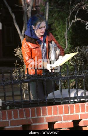 Kate Winslet am Set von „Eternal Sunshine of the Spotless Mind“ in Brooklyn, New York. 15. Januar 2003 Stockfoto