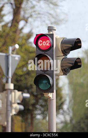 Ampel an rotem CO2 Stockfoto