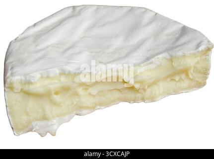 Camembert-Käse auf hölzernem Hintergrund Stockfoto