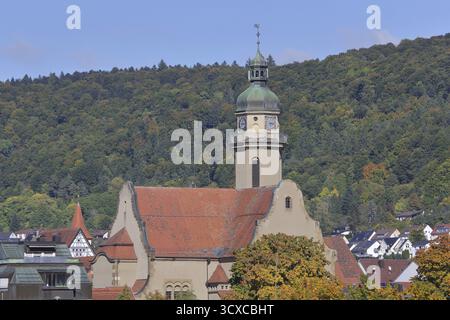 St.-Martin-Kirche, erbaut 1906, Herbst, Ebingen, Albstadt, Schwäbische Alb, Baden-Württemberg, Deutschland Stockfoto