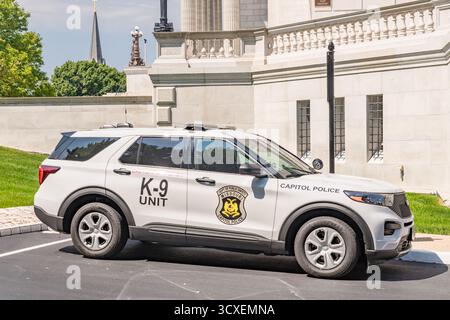 Capitol Police Car vor dem Kapitol Gebäude in Jefferson City, Missouri Stockfoto