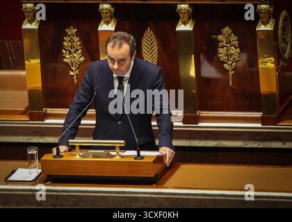 Saint Ouen, Paris, Frankreich. Oktober 2025. Premierminister Sébastien Lecornu hat am Dienstag, den 14. Oktober, in Paris seine allgemeine Grundsatzerklärung vor der Nationalversammlung abgegeben. (Kreditbild: © Sadak Souici/ZUMA Press Wire) NUR REDAKTIONELLE VERWENDUNG! Nicht für kommerzielle ZWECKE! Stockfoto
