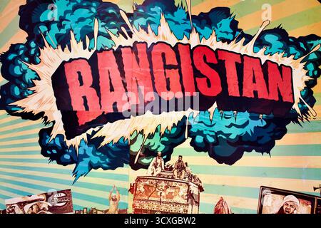 Filmplakat für Bangistan (2015) in Chennai, Tamil Nadu, Indien, zur Förderung der lokalen Veröffentlichung der Bollywood-Satire. Stockfoto