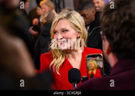 London, Großbritannien. 14. Oktober 2025. Kristen Dunst besuchte die Vorführung von Roofman im Southbank Centre, Royal Festival Hall, London, als Teil des BFI London Film Festivals. Das Foto sollte lauten: Matt Crossick/Alamy Live News Stockfoto