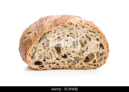 Foto von geschnittenem ​​baked Sauerteigbrot auf weißem Hintergrund. Stockfoto