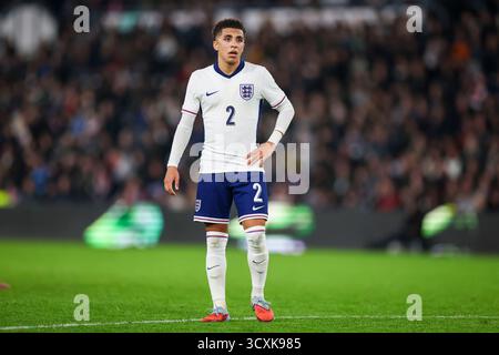 Derby, Großbritannien. Oktober 2025. England U21-Verteidiger Rico Lewis (Manchester City) während der Gruppe 4-Qualifikation zur UEFA U21 EURO 2027 zwischen England U21 und Andorra U21 im Pride Park Stadium, Derby, England, Vereinigtes Königreich am 13. Oktober 2025 Credit: Phil Duncan/Every Second Media Credit: Every Second Media/Alamy Live News Stockfoto