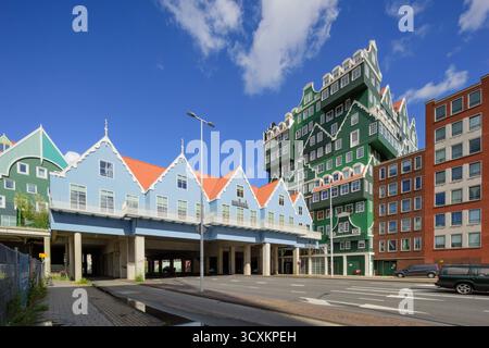Zaanstad, postmoderne Architektur // Zaanstad, postmodernistische Architektur *** Zaanstad, postmodernistische Architektur Zaanstad, postmodernistische Architektur Stockfoto
