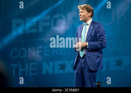 The NEC, Birmingham, UK – 6. September 2025 Richard Tice Abgeordneter, stellvertretender Leiter der Reform UK und Parlamentsabgeordneter für Boston und Skegness, hält die Rede des stellvertretenden Führers auf der Reform UK Conference 2025. Stockfoto