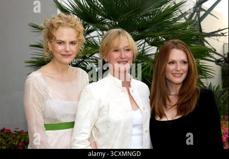 Meryl Streep, Nicole Kidman und Julianne Moore auf einer Pressekonferenz für ihren neuen Film die Stunden. 10. Oktober 2002 Stockfoto