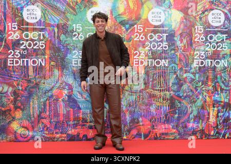 Rom, Italien. Oktober 2025. Francesco Centorame nimmt am Fotoruf des Films „Squali“ während des Rome Film fest 2025 im Auditorium Parco Della Musica Teil. Quelle: SOPA Images Limited/Alamy Live News Stockfoto