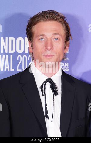 Jeremy Allen White besuchte die Vorführung von Springsteen: Deliver Me from Nowhere im Southbank Centre, Royal Festival Hall, London, als Teil des BFI London Film Festivals. Bilddatum: Mittwoch, 15. Oktober 2025. Stockfoto