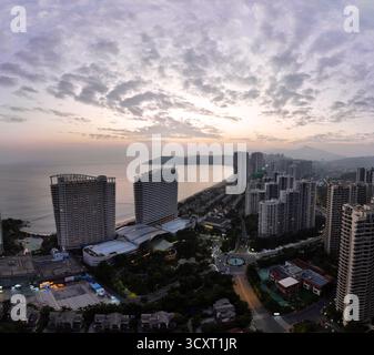 Luftaufnahmen von Ten Mile Silver Beach im Country Garden, Huizhou City Stockfoto