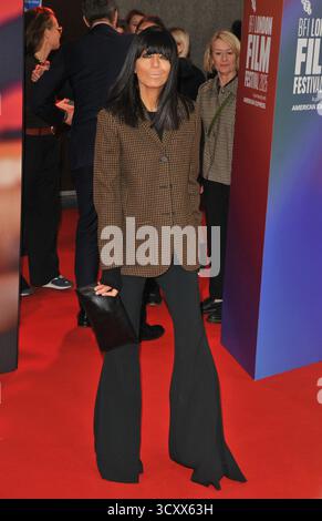 London, Großbritannien. Oktober 2025. Claudia Winkleman beim "ist das Ding an?" 69. BFI London Film Festival Headline Gala, Tag 7, Royal Festival Hall, Belvedere Road, am Dienstag, 14. Oktober 2025 in London, England, Großbritannien. CAP/CAN © CAN/Capital Pictures Credit: Capital Pictures/Alamy Live News Stockfoto