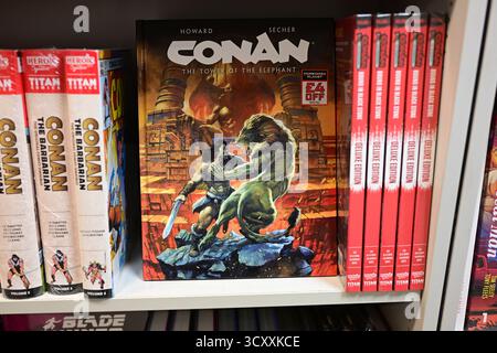 London, Vereinigtes Königreich, 8. Oktober 2025. Conan the Barbarian Books zum Verkauf im Comic Book Store „Forbidden Planet“ auf der Shaftesbury Avenue. Stockfoto