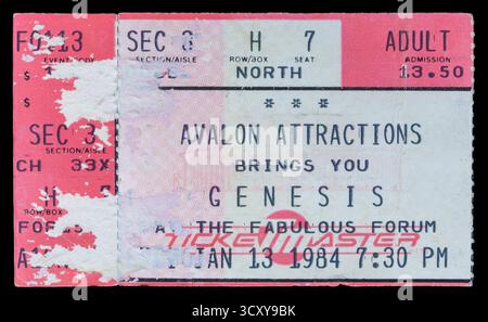 Inglewood, Kalifornien - 13. Januar 1984 - Old Used Ticket Stub für Genesis Live Konzert im Forum for the Mama Tour. Stockfoto