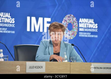 Washington, USA, 16. Oktober 2025. Kristalina Georgieva, geschäftsführende Direktorin des Internationalen Währungsfonds (IWF), erklärte in Washington, dass die Weltwirtschaftsleistung zwar besser war als erwartet, aber noch nicht das "erforderliche Niveau" erreicht habe und dass Unsicherheit zur neuen Normalität geworden sei, 16. Oktober 2025, Ortszeit. Quelle: Sha Hanting/China News Service/Alamy Live News Stockfoto