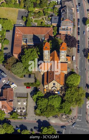 Luftaufnahme, katholische Kirche St. Clemens, Pfarrzentrum St. Clemens, Münster, Münsterland, Nordrhein-Westfalen, Deutschland, Ort der Anbetung, DE, EU Stockfoto