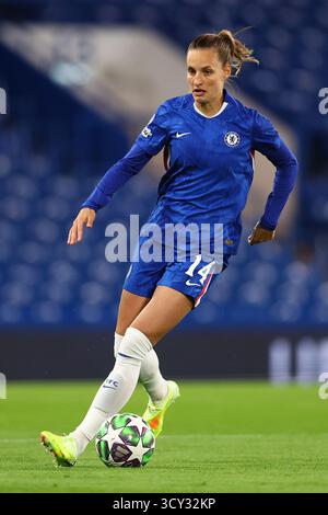 London, Großbritannien. Oktober 2025. Nathalie Bjorn aus Chelsea beim Spiel Chelsea Women vs Paris FC UEFA Womens Champions League in Stamford Bridge, London. Der Bildnachweis sollte lauten: Paul Terry/Sportimage Credit: Sportimage Ltd/Alamy Live News Stockfoto